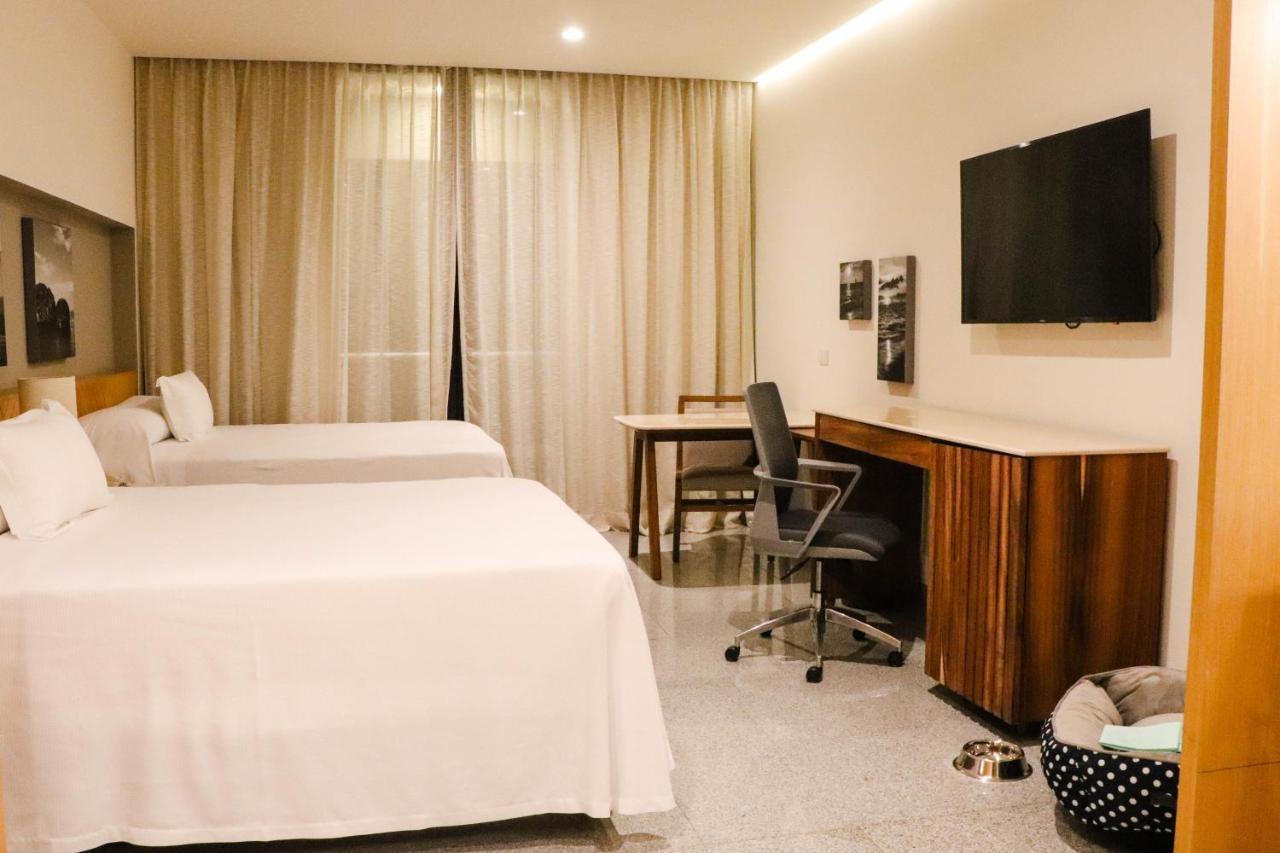Hotel Mio Vallarta Unique & Different- Adults Only Puerto Vallarta Ngoại thất bức ảnh A room at the hotel
