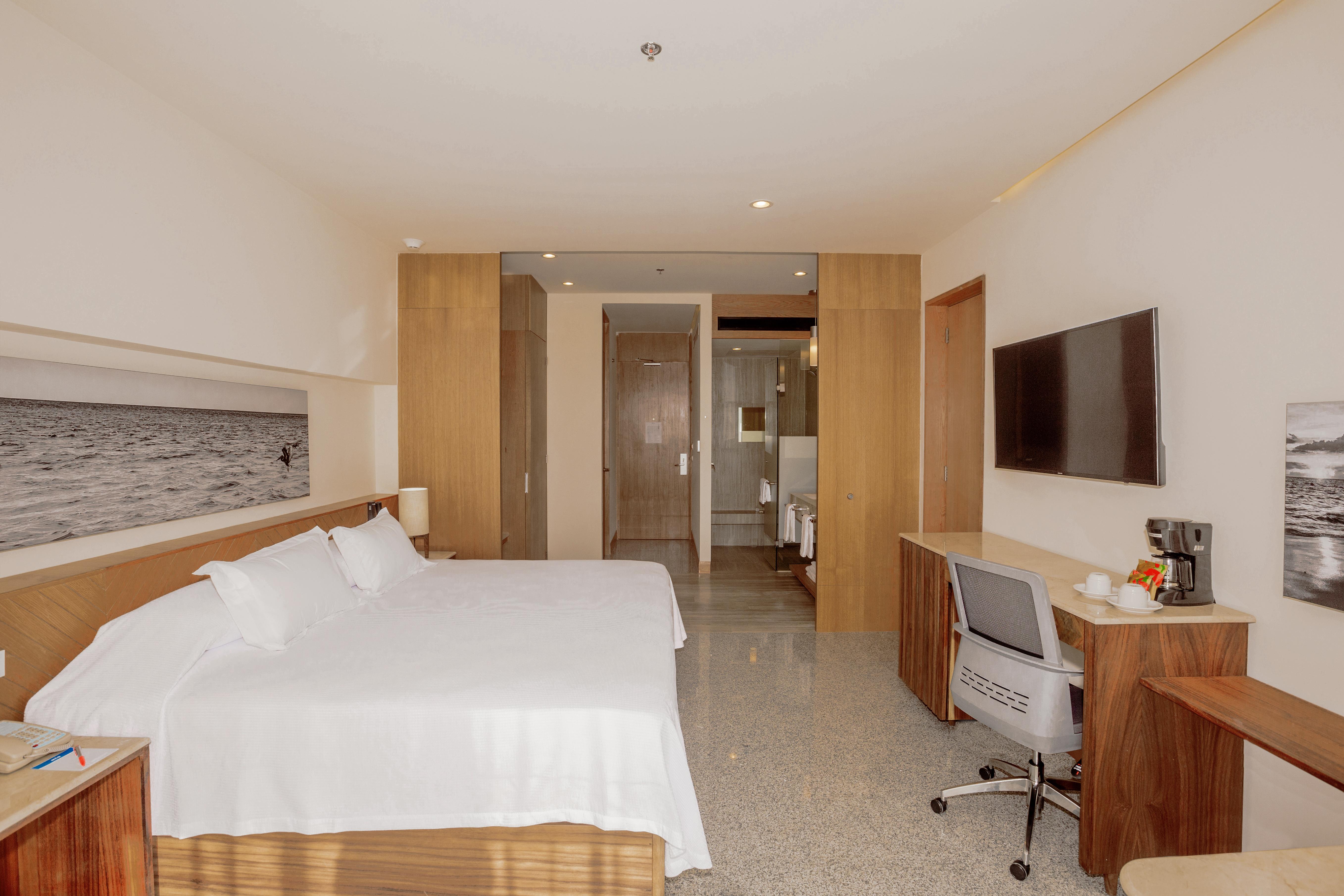 Hotel Mio Vallarta Unique & Different- Adults Only Puerto Vallarta Ngoại thất bức ảnh A room at the hotel